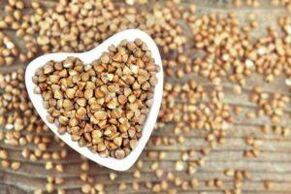 The essence of buckwheat diet to lose weight