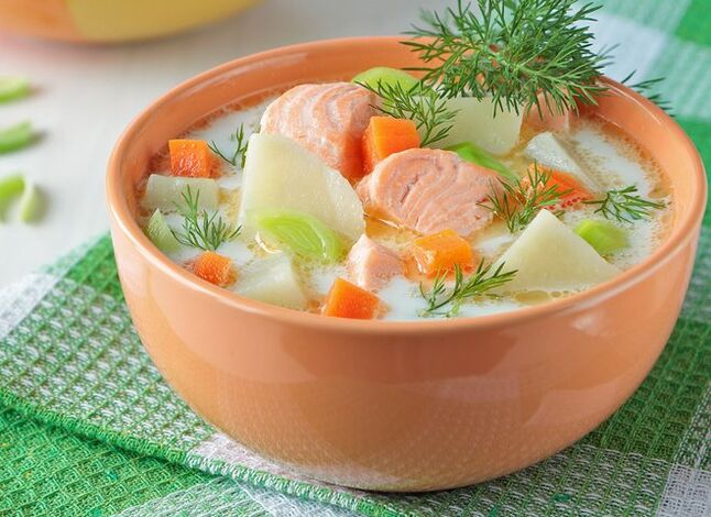 Norwegian salmon soup for those losing weight on the Dukan diet during the Alternation or Fixation phase